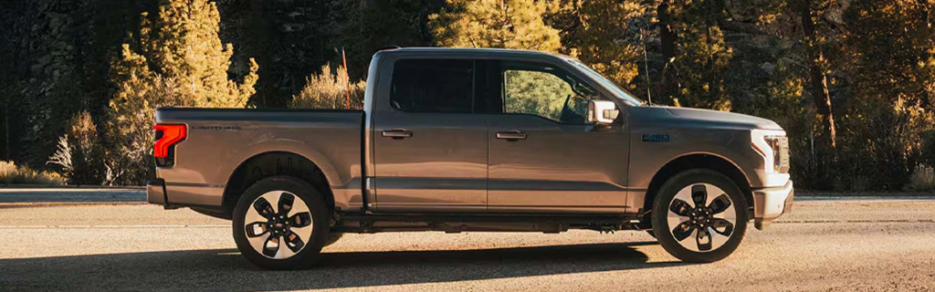 2025 Ford F-150 Lightning