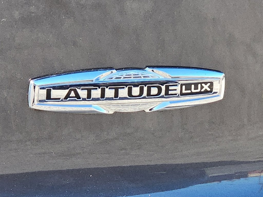 2022 Jeep Cherokee Latitude Lux