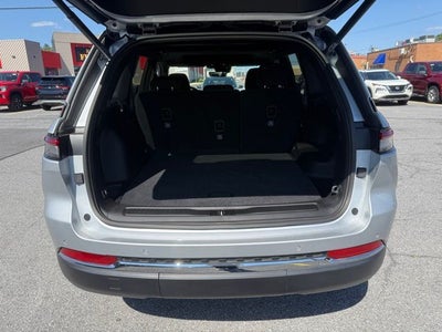 2025 Jeep Grand Cherokee Laredo X 4x4