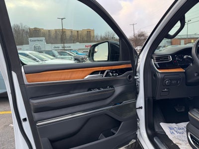 2024 Jeep Grand Wagoneer L Series III 4x4