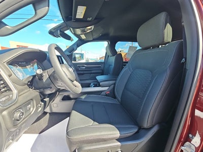 2025 RAM 1500 Big Horn Crew Cab 4x4 5'7' Box