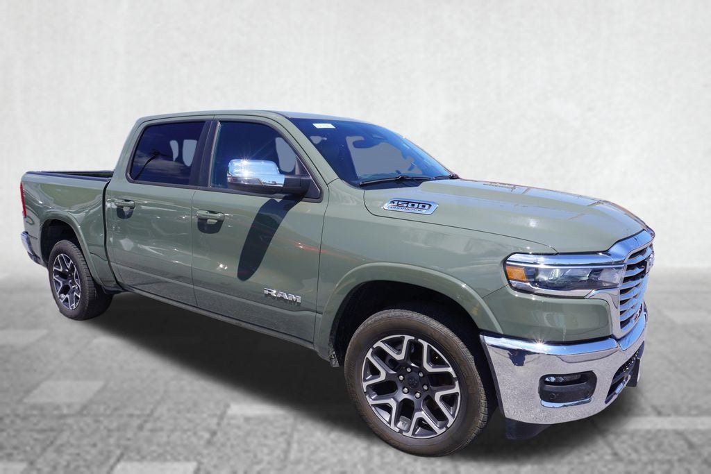2026 RAM 1500 Laramie Crew Cab 4x4 5'7' Box