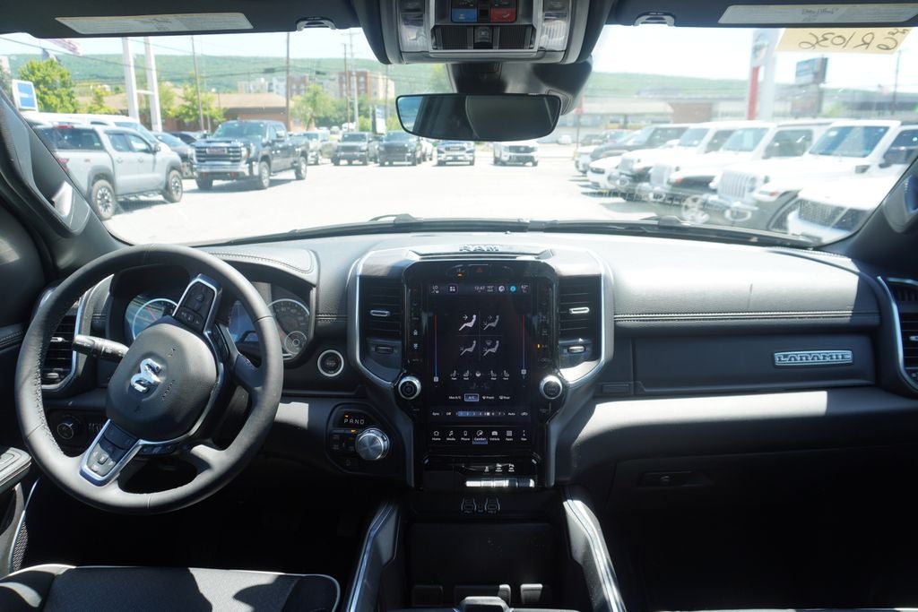 2026 RAM 1500 Laramie Crew Cab 4x4 5'7' Box