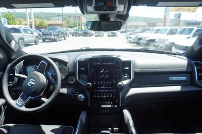 2026 RAM 1500 Laramie Crew Cab 4x4 5'7' Box