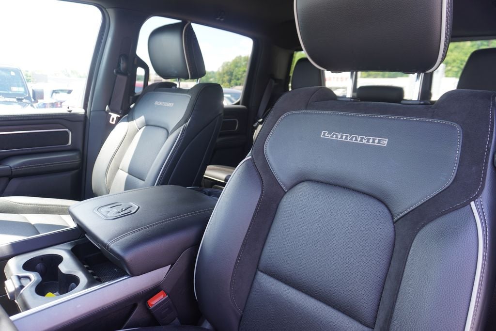 2026 RAM 1500 Laramie Crew Cab 4x4 5'7' Box