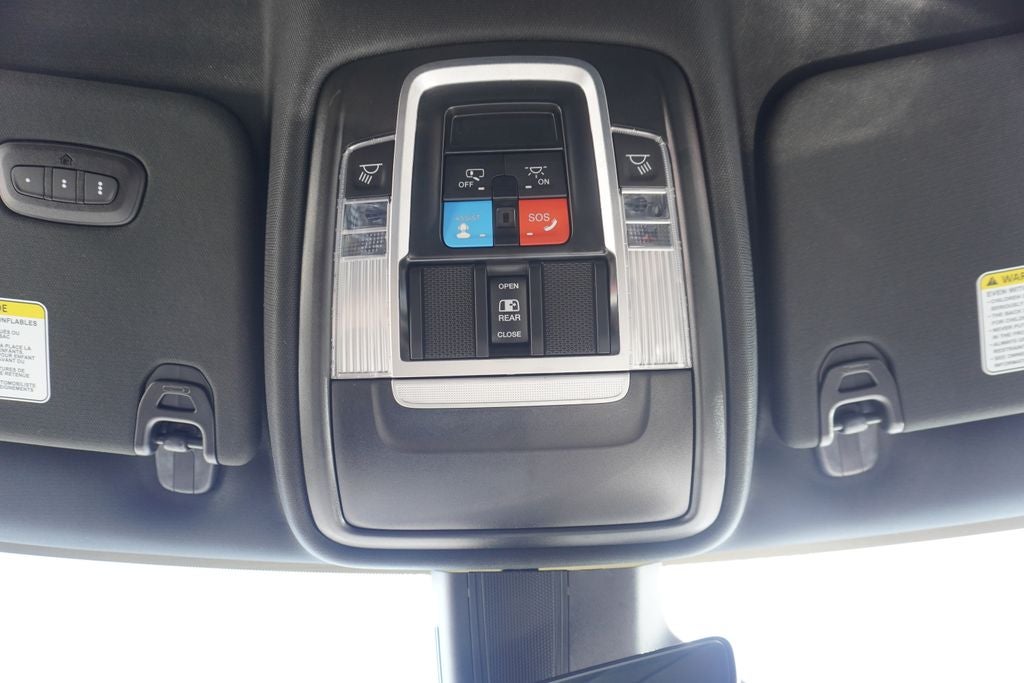 2026 RAM 1500 Laramie Crew Cab 4x4 5'7' Box
