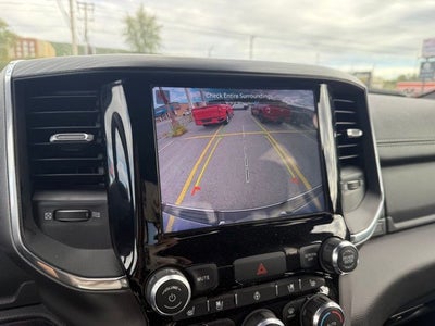 2024 RAM 1500 Laramie Crew Cab 4x4 5'7' Box