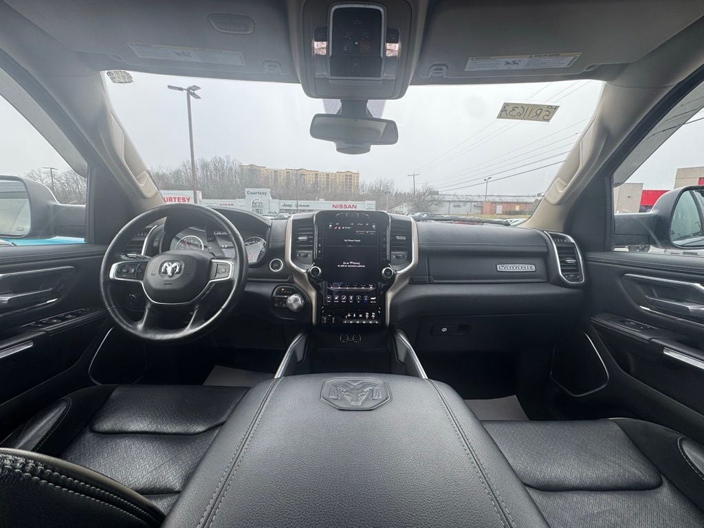 2020 RAM 1500 Laramie Crew Cab 4x4 5'7' Box