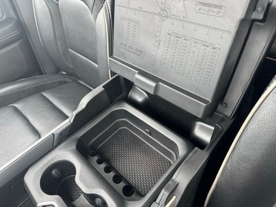 2020 RAM 1500 Laramie Crew Cab 4x4 5'7' Box