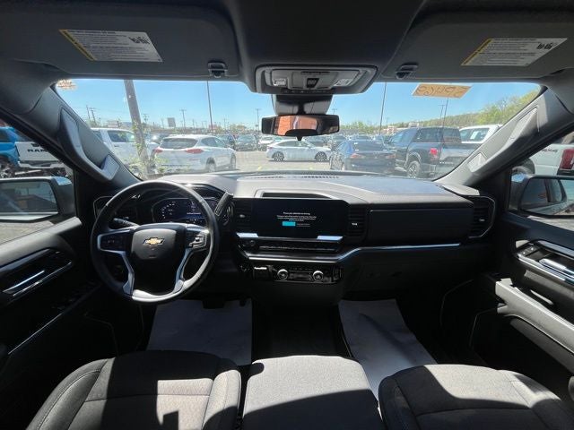 2024 Chevrolet Silverado 1500 2WD Crew Cab Standard Bed LT