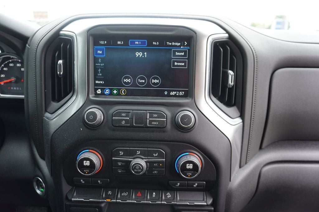 2022 Chevrolet Silverado 1500 LTD 4WD Crew Cab Standard Bed LT