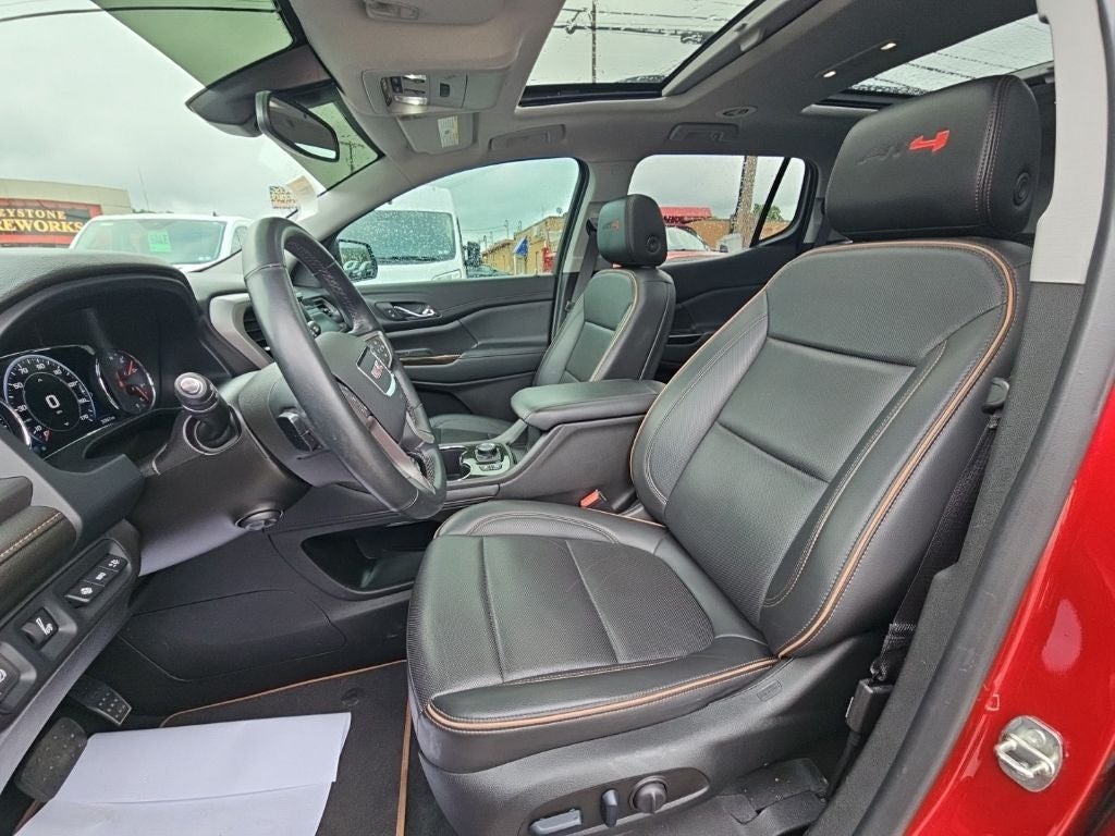 2023 GMC Acadia AWD AT4
