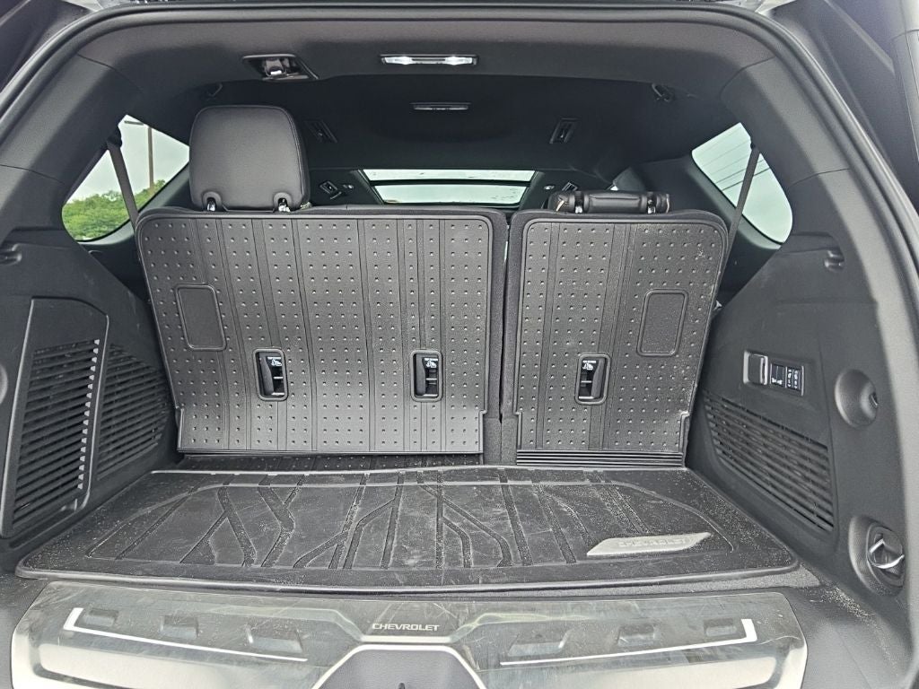 2026 Chevrolet Tahoe 4WD Premier