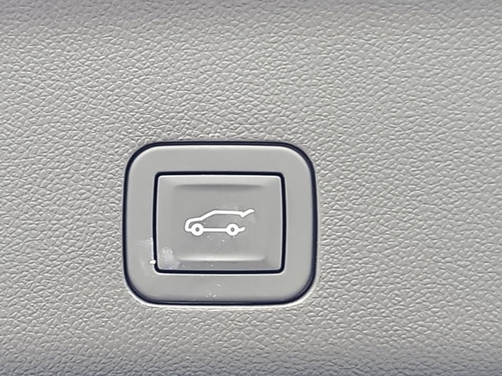 2026 Chevrolet Tahoe 4WD Premier