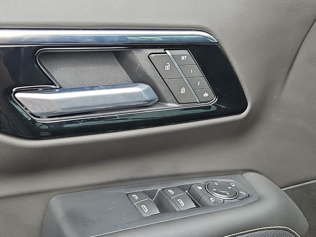 2026 Chevrolet Tahoe 4WD Premier