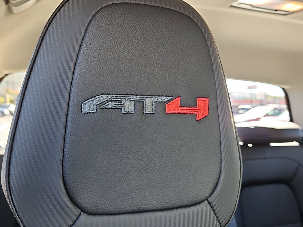 2021 GMC Canyon 4WD Crew Cab Long Box AT4 - Cloth