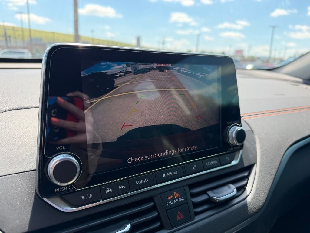 2020 Nissan Altima SR FWD