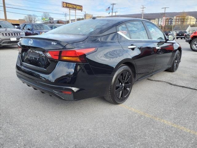 2022 Nissan Altima SV FWD