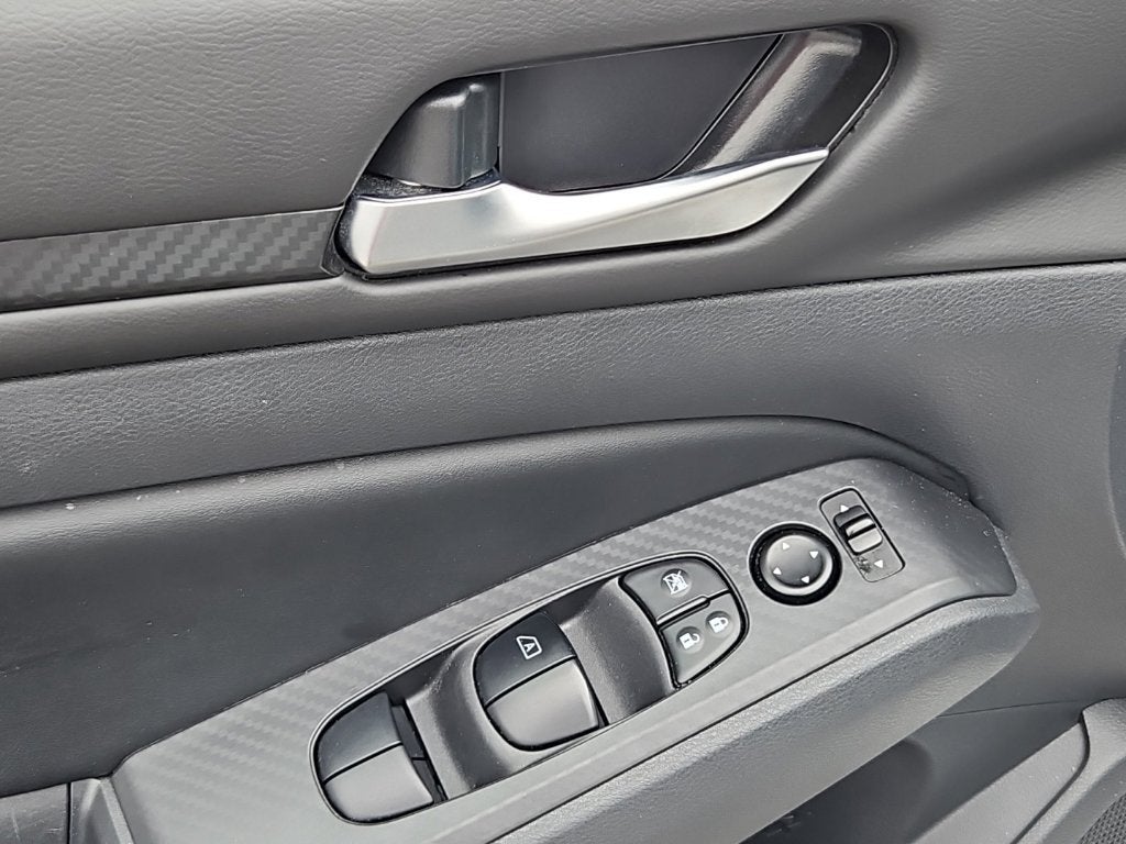 2025 Nissan Altima SV AWD