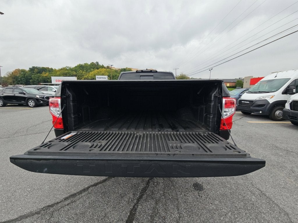 2023 Nissan TITAN King Cab S 4x4