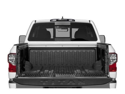 2024 Nissan TITAN Crew Cab SV 4x4
