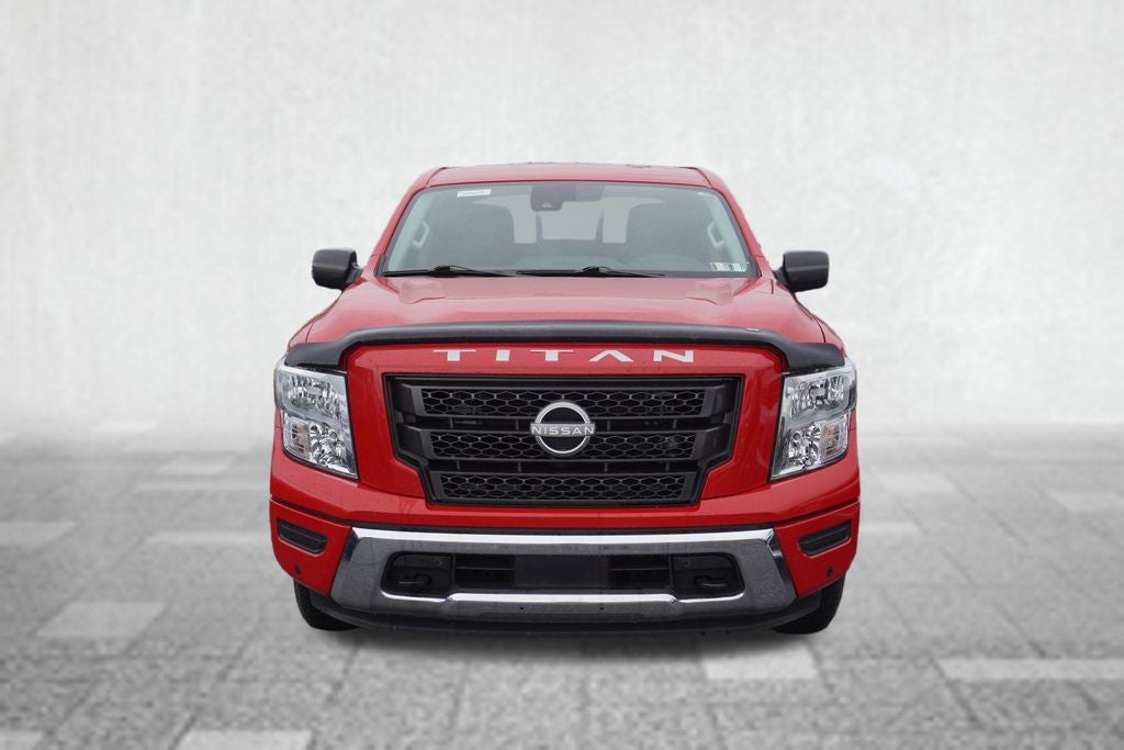2024 Nissan TITAN Crew Cab SV 4x4