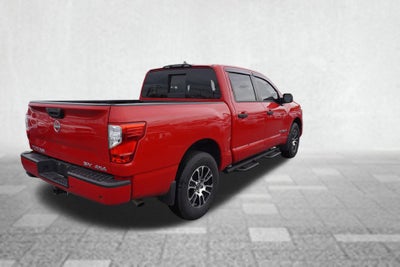 2024 Nissan TITAN Crew Cab SV 4x4