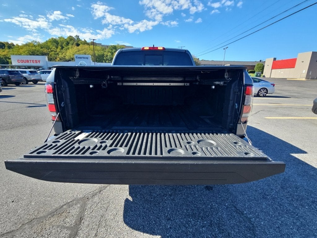 2022 Nissan Frontier Crew Cab SV 4x4