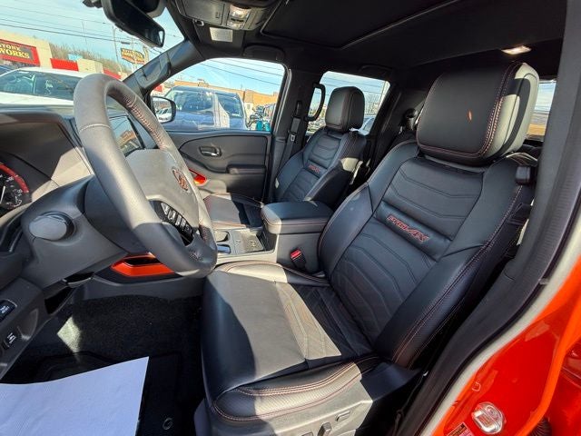 2025 Nissan Frontier Crew Cab Long Bed PRO-4X 4x4