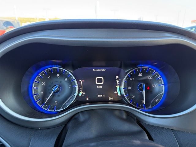 2025 Chrysler Voyager LX