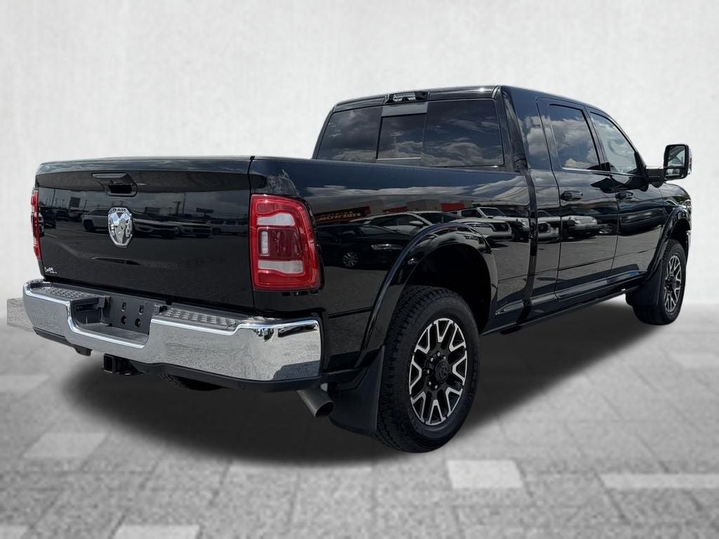 2024 RAM 3500 Limited Mega Cab 4x4 6'4' Box