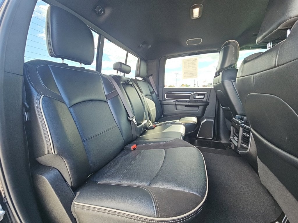 2022 RAM 2500 Laramie Crew Cab 4x4 6'4' Box