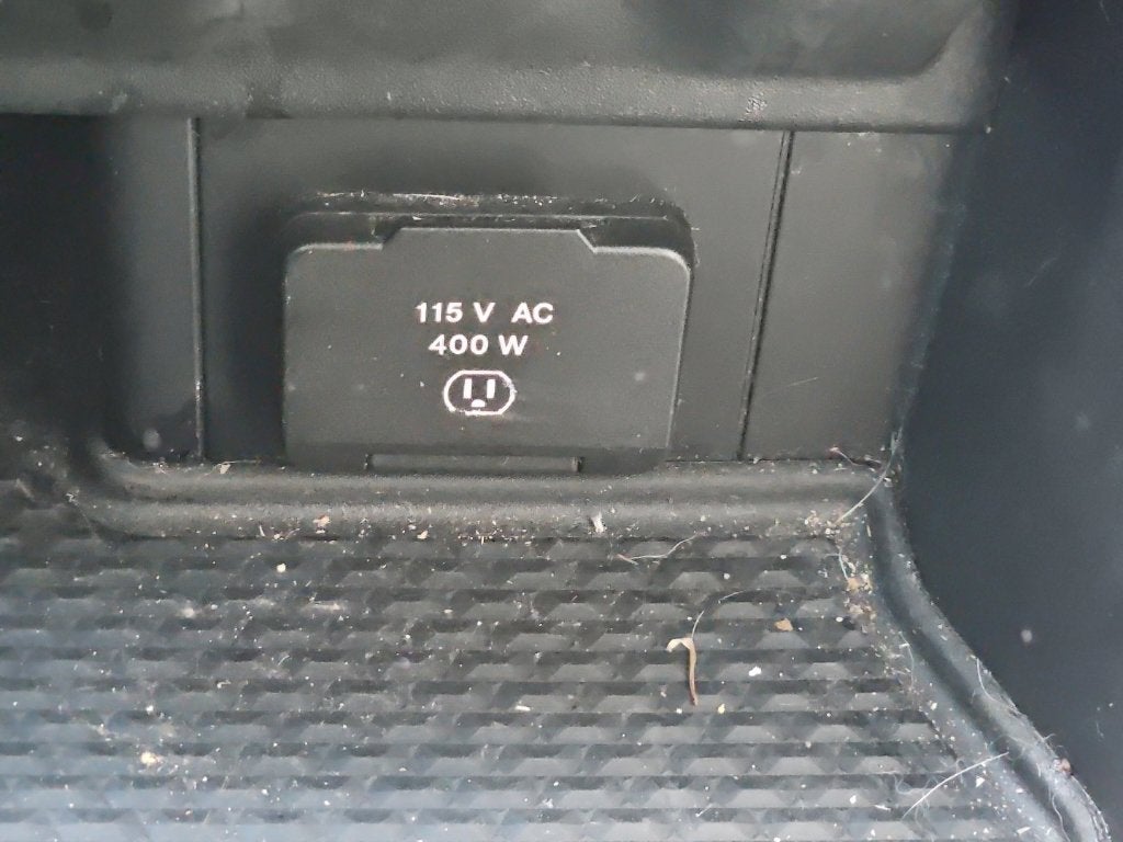 2022 RAM 2500 Laramie Crew Cab 4x4 6'4' Box