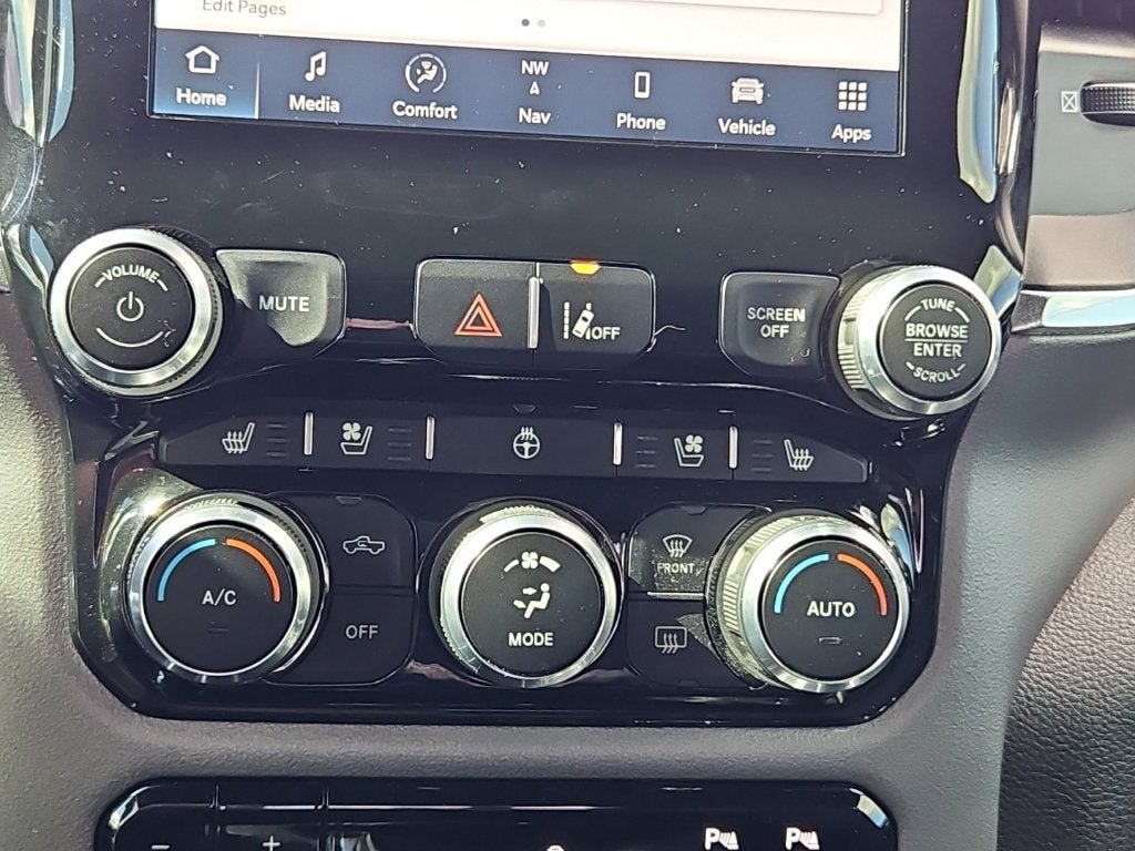 2022 RAM 2500 Laramie Crew Cab 4x4 6'4' Box