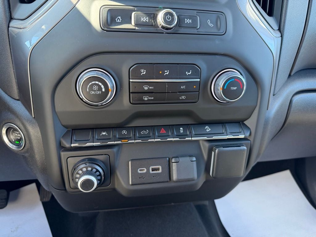 2023 Chevrolet Silverado 1500 4WD Crew Cab Short Bed Custom Trail Boss