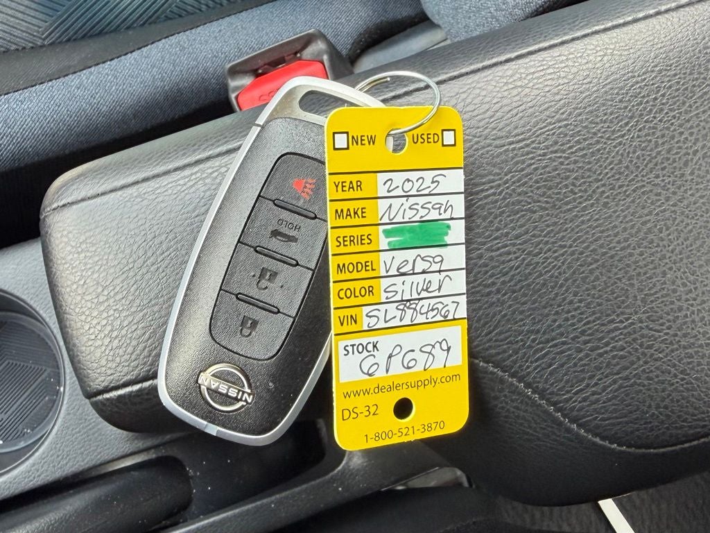 2025 Nissan Versa 1.6 SV