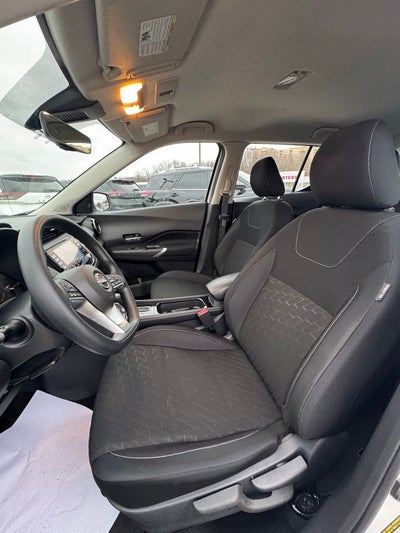 2024 Nissan Kicks SV Xtronic CVT