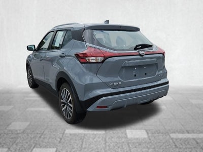2024 Nissan Kicks SV Xtronic CVT