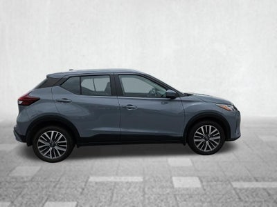 2024 Nissan Kicks SV Xtronic CVT