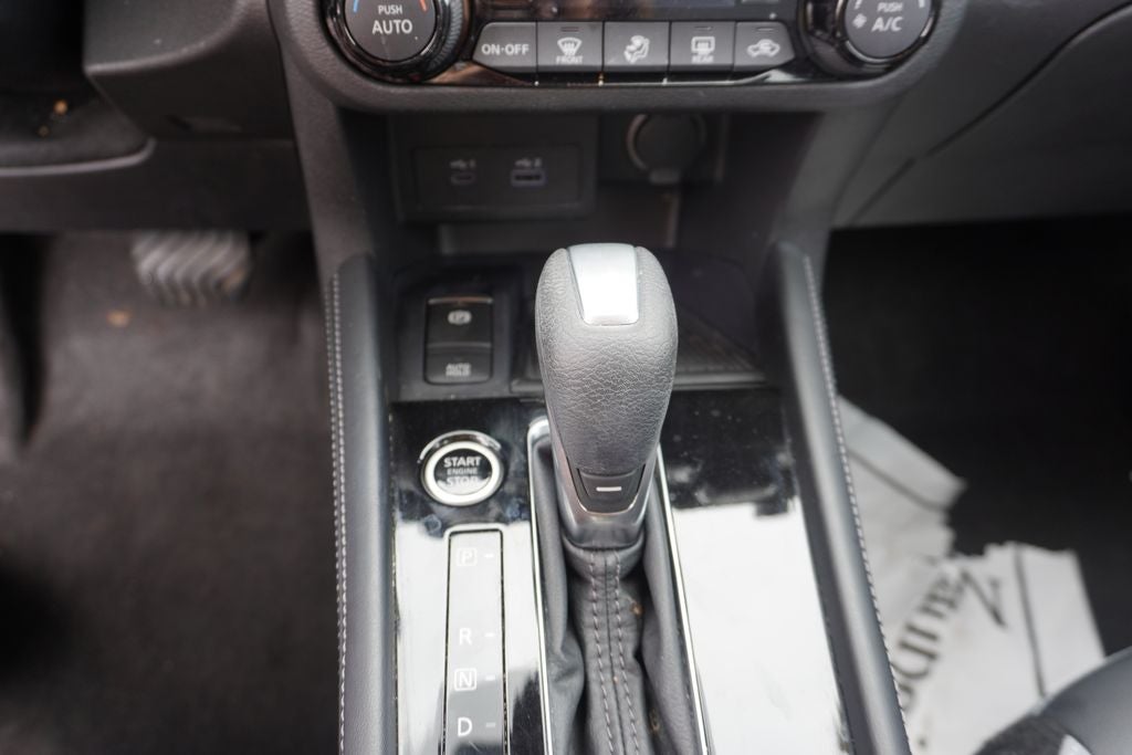 2023 Nissan Kicks SR Xtronic CVT