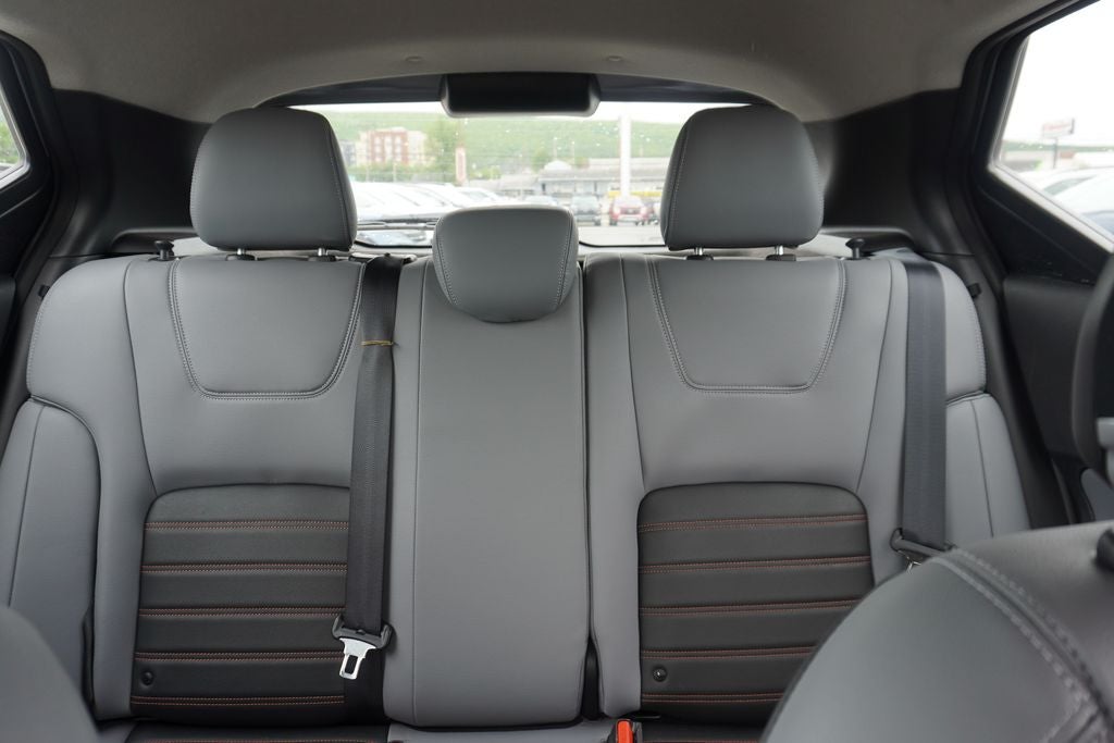 2023 Nissan Kicks SR Xtronic CVT