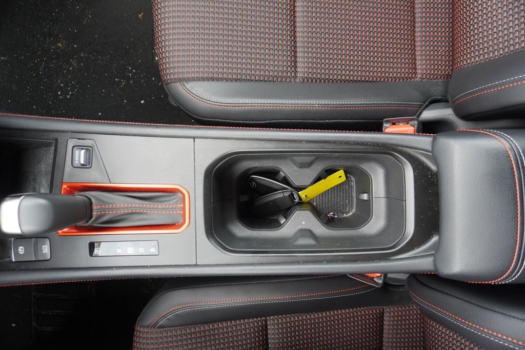 2025 Nissan Kicks SR Intelligent AWD