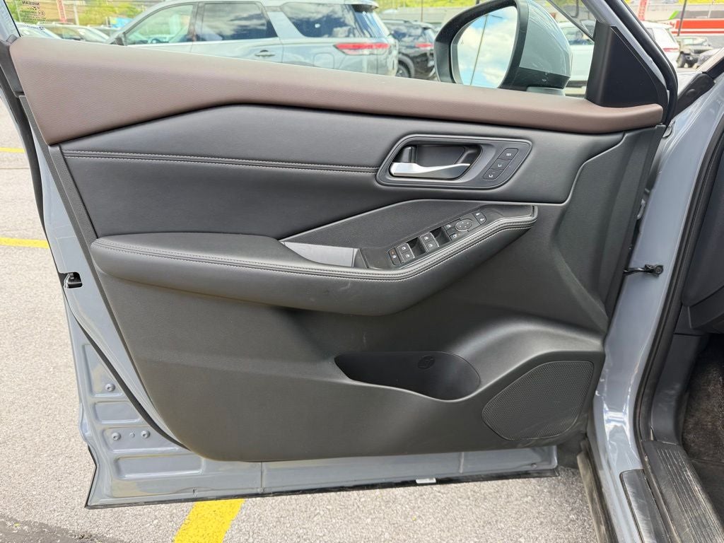 2023 Nissan Rogue SL Intelligent AWD