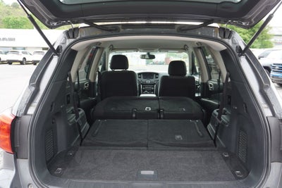 2018 Nissan Pathfinder SV