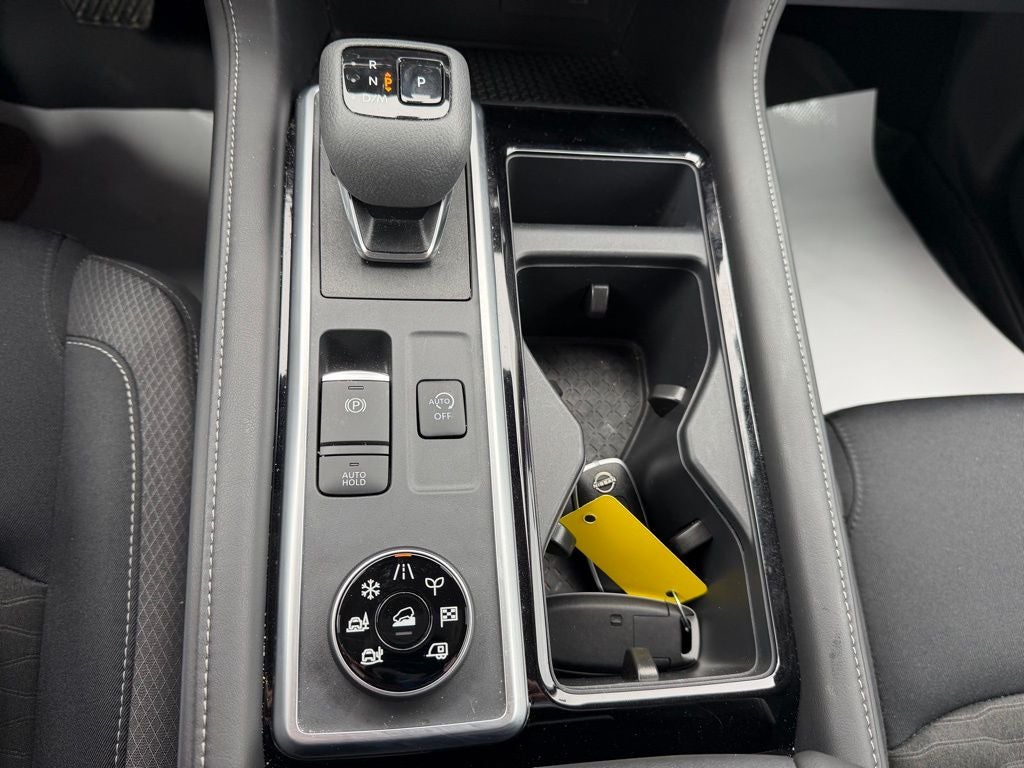 2024 Nissan Pathfinder SV 4WD