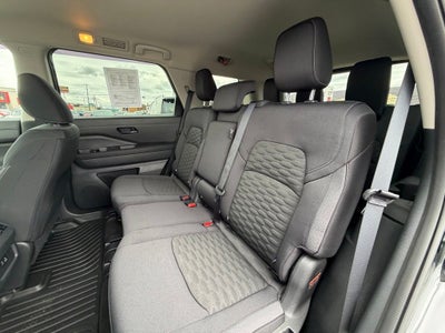 2024 Nissan Pathfinder SV 4WD