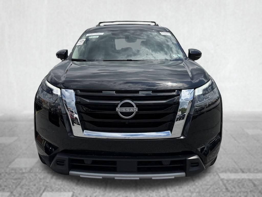 2025 Nissan Pathfinder SL 4WD