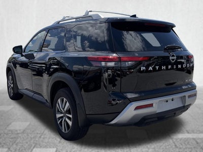 2025 Nissan Pathfinder SL 4WD