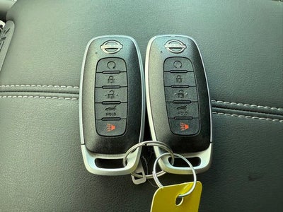 2025 Nissan Pathfinder SL 4WD