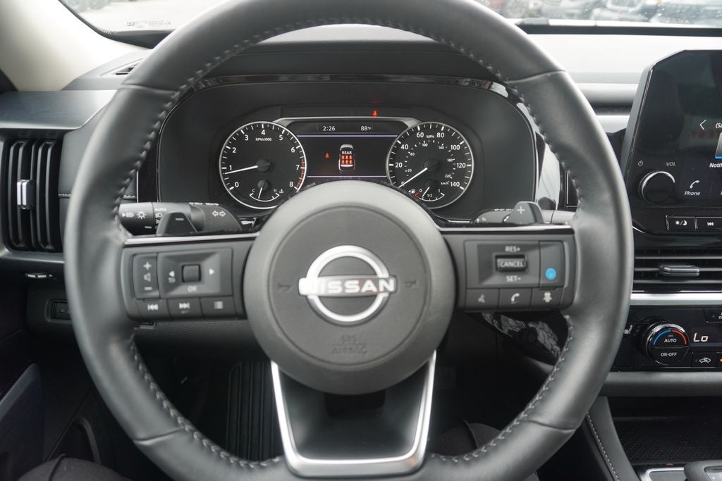 2025 Nissan Pathfinder SL 4WD